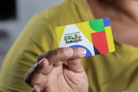 Corte de 7,7 Bilhões no Bolsa Família.