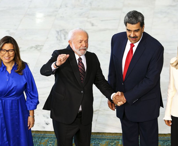 Venezuela Taxa Brasil, Até 77%.